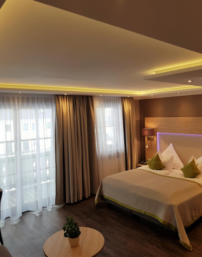 Bedroom 13