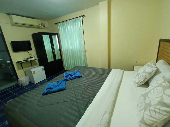Bedroom 13