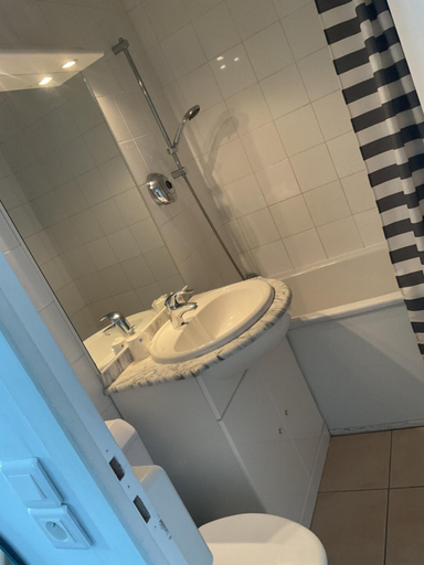 Bathroom 2, Fasthotel Chateauroux, Indre