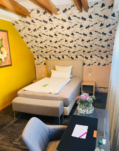 Bedroom 4, Hotel Hildebrandt's, Neumünster