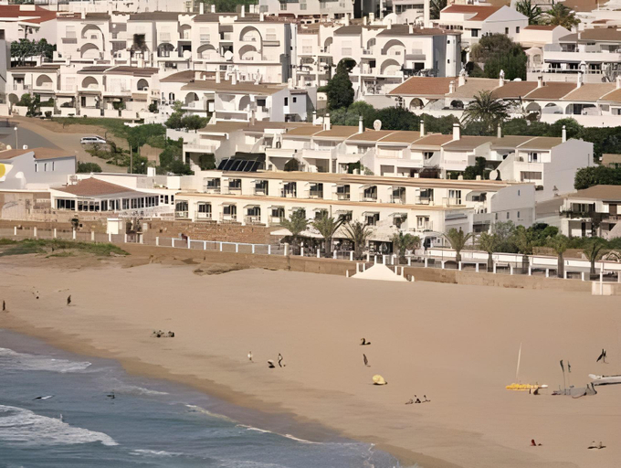 Others 4, Luz Beach Apartments, Lagos