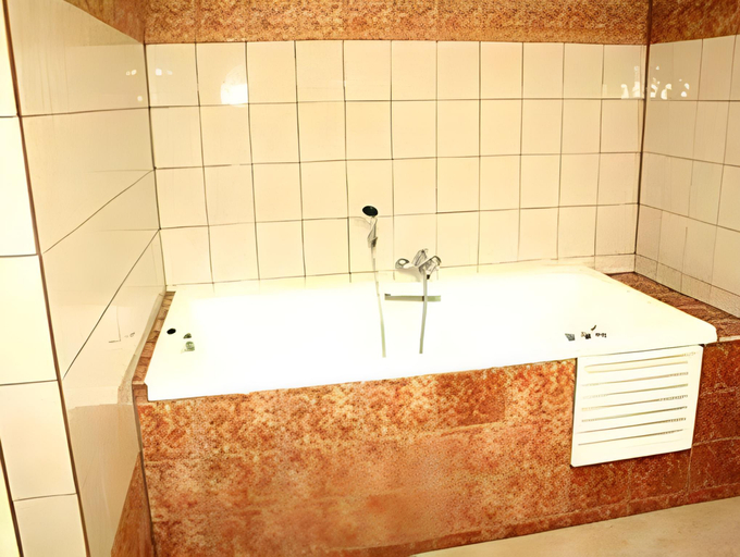 Bathroom 2, Palirria Hotel & Studios, Thessaly