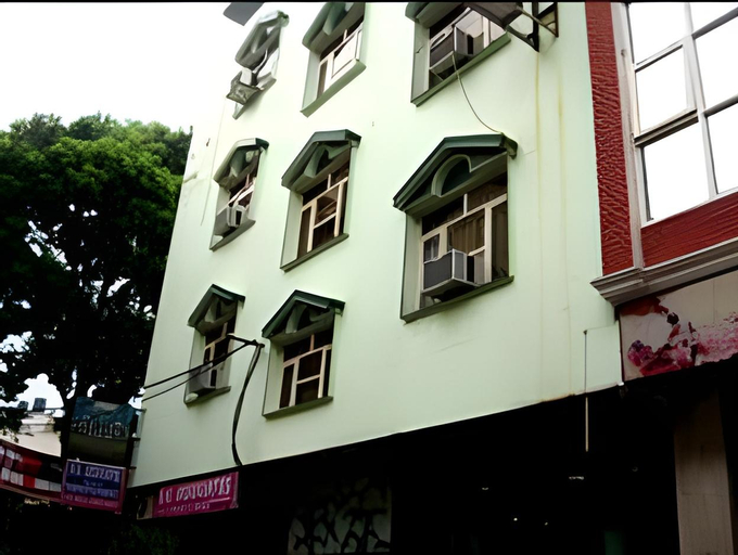 Exterior & Views, Hotel Garden View, West