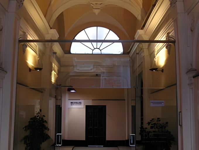 Others 3, Hostal Aguilar, Madrid