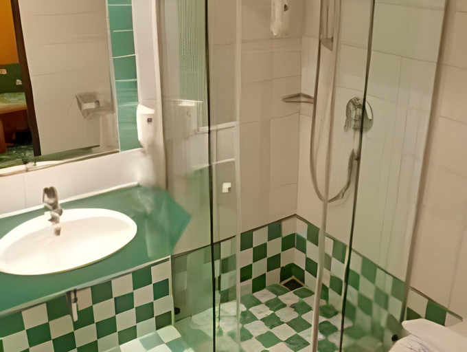 Bathroom 2, Coffee Fellows Hotel Irschenberg Sud, Miesbach