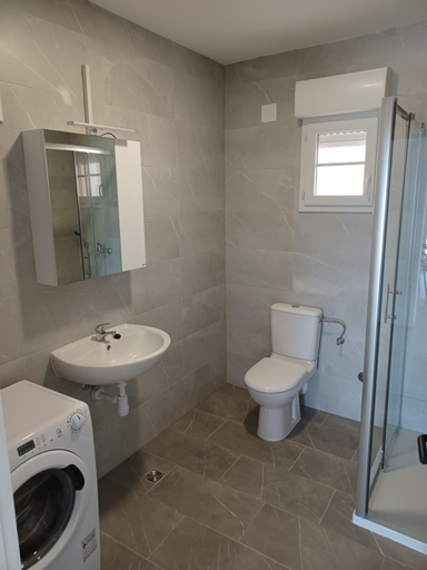 Bathroom 3, APARTMANI JELIC, Omiš