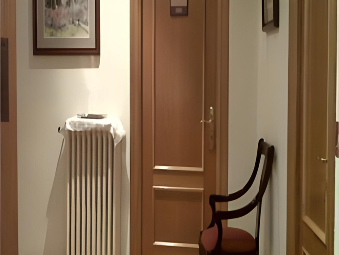 Others 4, Hostal Navarra, Navarra