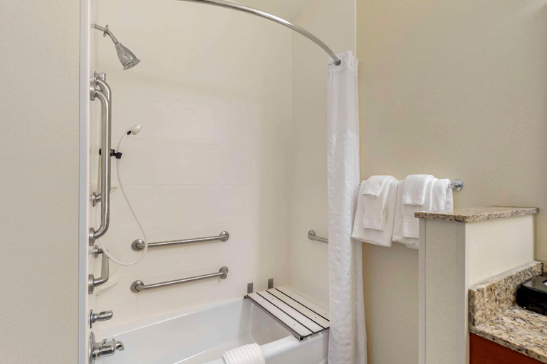Bathroom 3