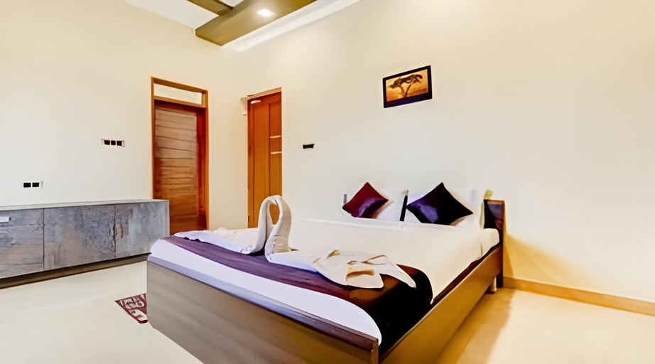 Others 4, royal stay, Madurai