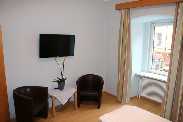 Others 4, Gasthof Goldene Traube, Hallein