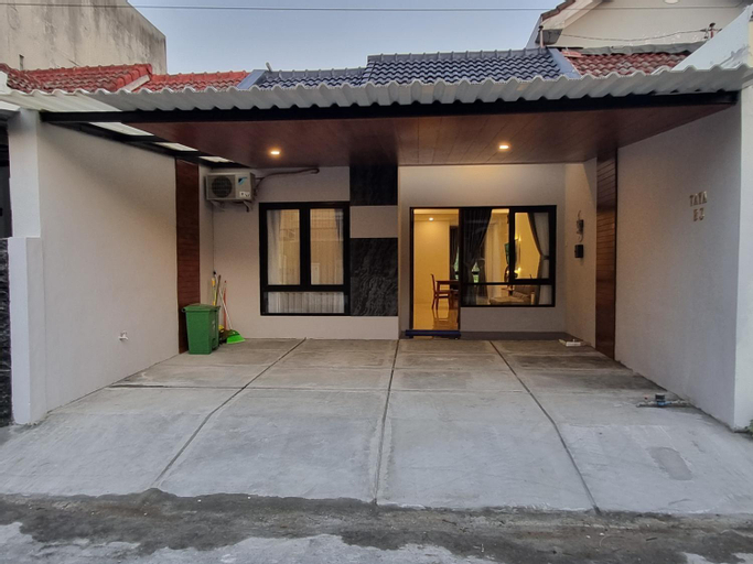 Exterior & Views 1, Rumah Alam Taya Syariah, Bantul