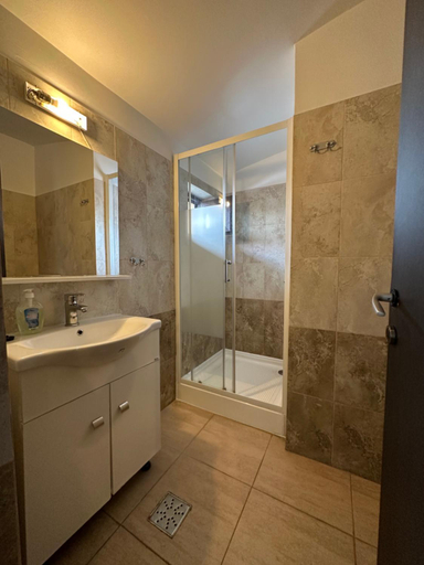 Bathroom 3, Apartment Villa, Municipiul Bucuresti