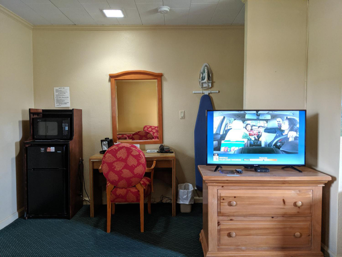 Others 5, Cheerio Inn - Glennville, Tattnall