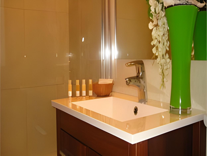 Bathroom 5, Hotel Del Lago, Girona