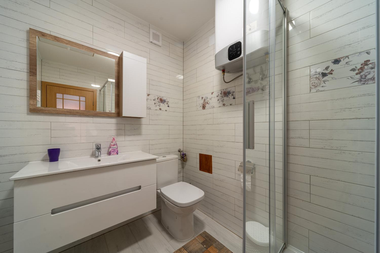 Bathroom 4, VAL HILLS Rural Holiday House, Vrbovec