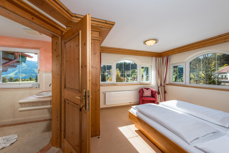 Bedroom 3, Hotel Ennstalerhof, Liezen