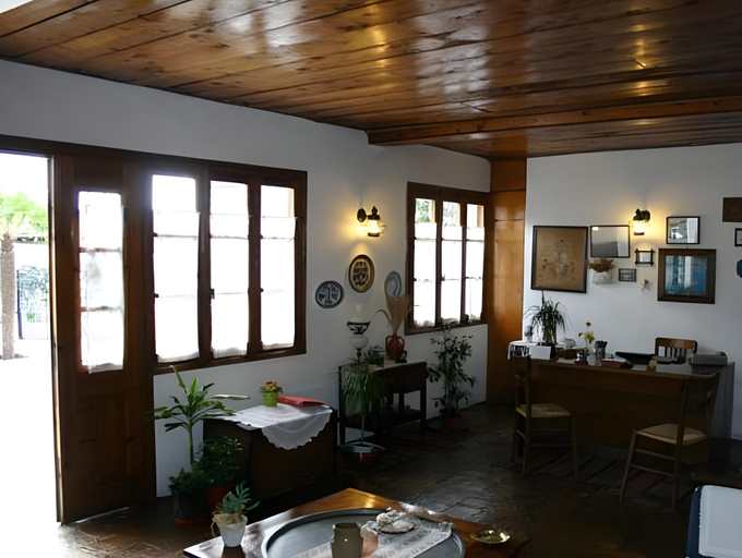Food & Drinks 4, Meltemi, Thessaly