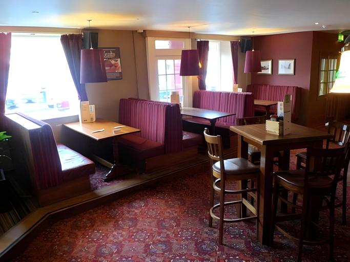 Food & Drinks 2, Ye Olde Griffin, Cambridgeshire
