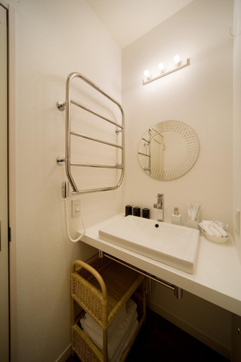 Bathroom 4, Holiday House Green Garden, Gujō