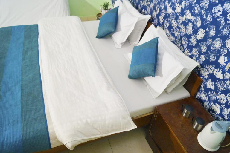 Bedroom 2, Hotel HRS - New Delhi Railway Station, Delhi