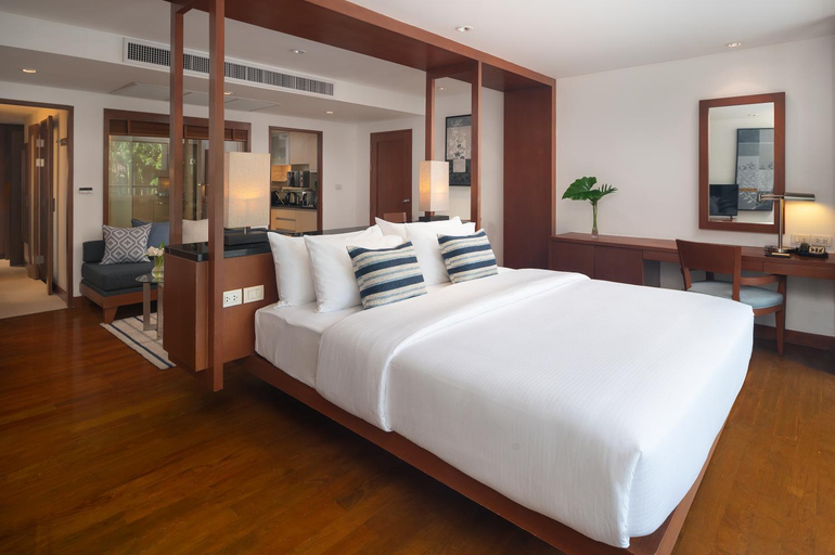 Bedroom 13