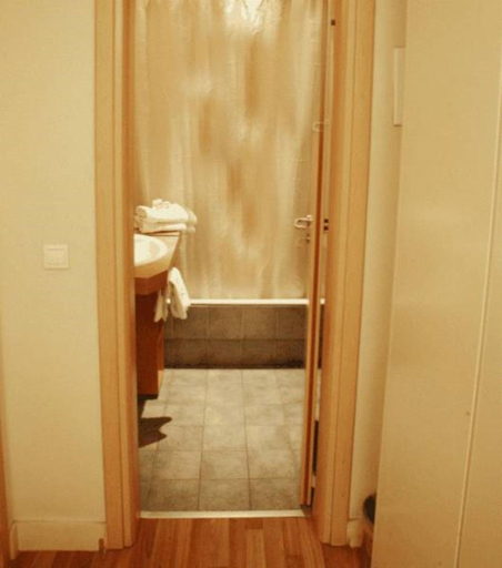 Bathroom 4, Ariston Hotel, Attica
