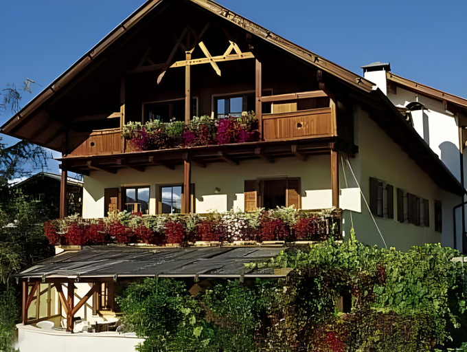 Exterior & Views 2, byHaller Suites & AO Restaurant, Bolzano
