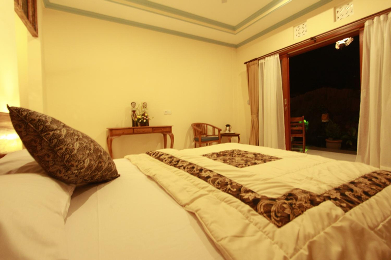 Bedroom 13