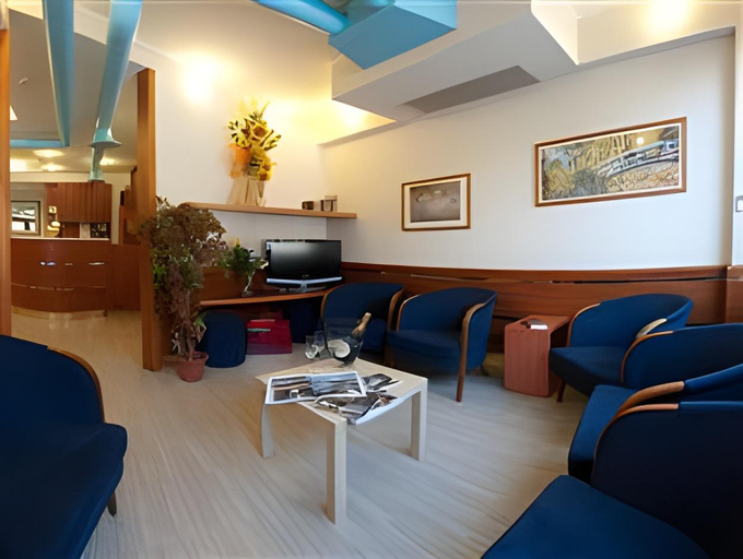 Public Area 2, Hotel Ristorante Tre Leoni, Varese