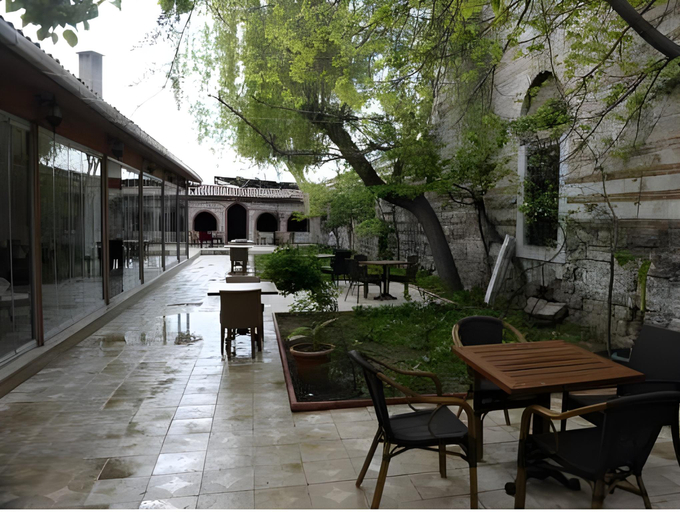 Food & Drinks 5, Taşhan Hotel, Merkez