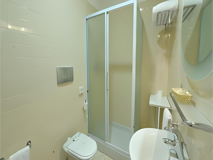 Bathroom 4, Parco Hotel Sassi, Torino
