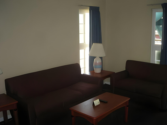 Public Area 2, Seaside Motel, Los Angeles