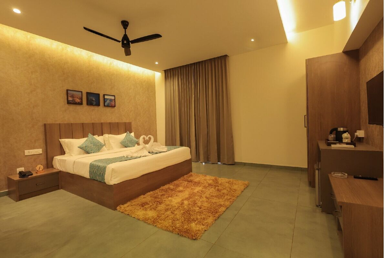 Bedroom 3, Holidays Garden Resort, Wayanad
