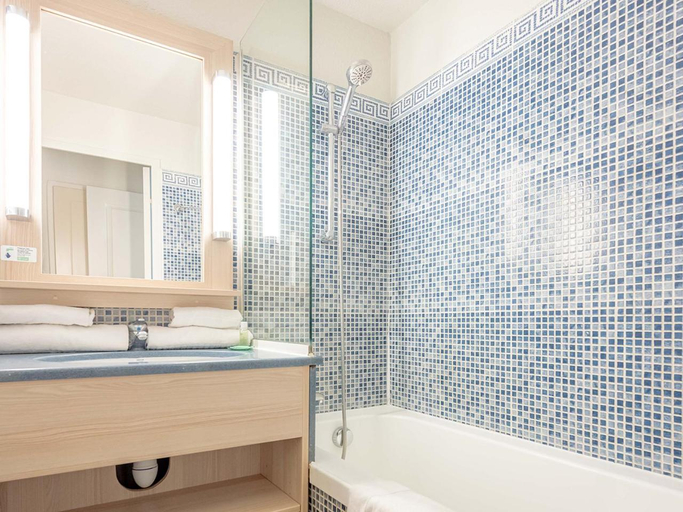 Bathroom 3, Residence Pierre & Vacances Cannes Verrerie, Alpes-Maritimes