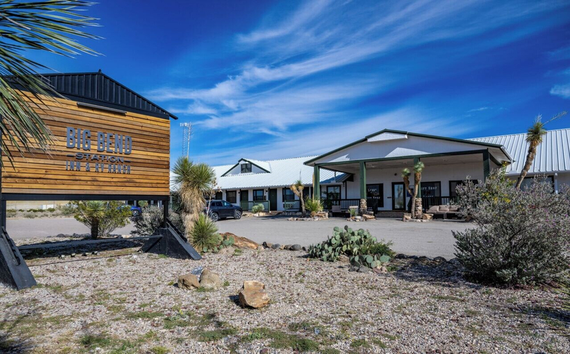 Exterior & Views 1, Big Bend Station, Brewster
