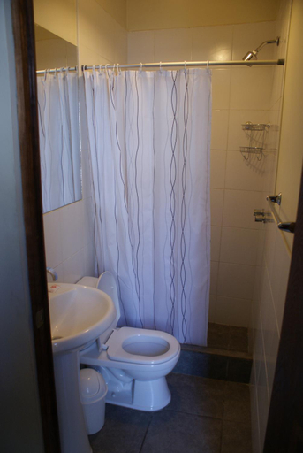 Bathroom 2, Flying Dog Hostel Arequipa, Arequipa