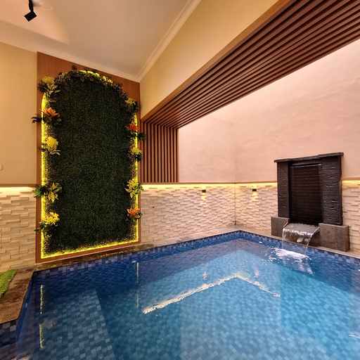 Sport & Beauty 2, Villa Pesona Batu Malang 6A, Malang