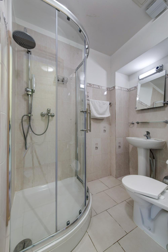 Bathroom 2, In Astra, Vilniaus