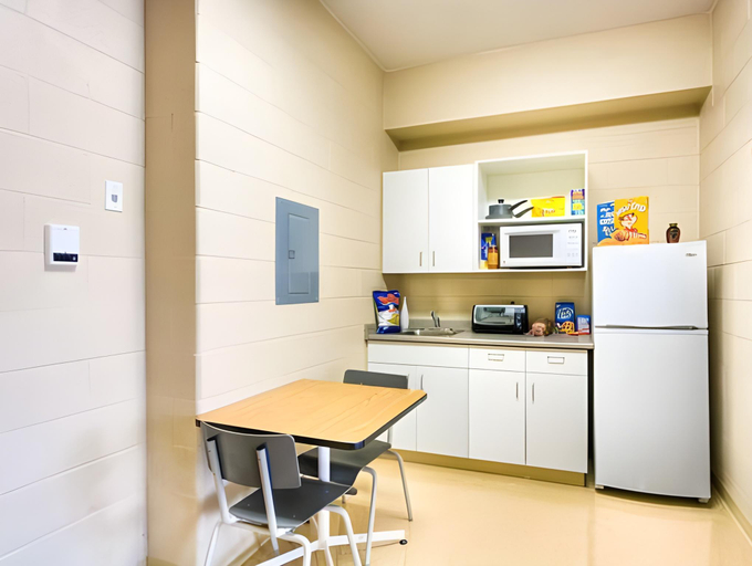 Others 3, Residence & Conference Centre - Sudbury North, Greater Sudbury