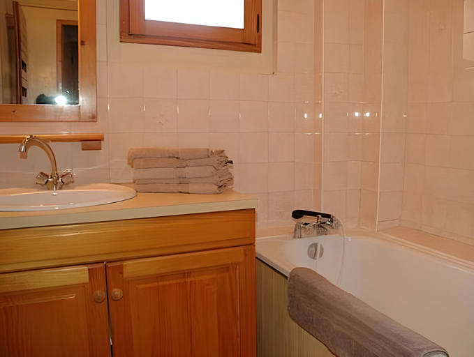 Bathroom 2, Residence La Cour, Haute-Savoie