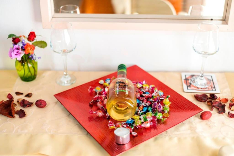 Food & Drinks 4, Garden Studios N3, South Aegean