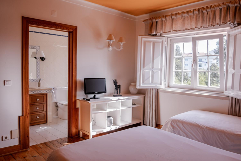 Bedroom 2, Magnolia B&B, Leiria