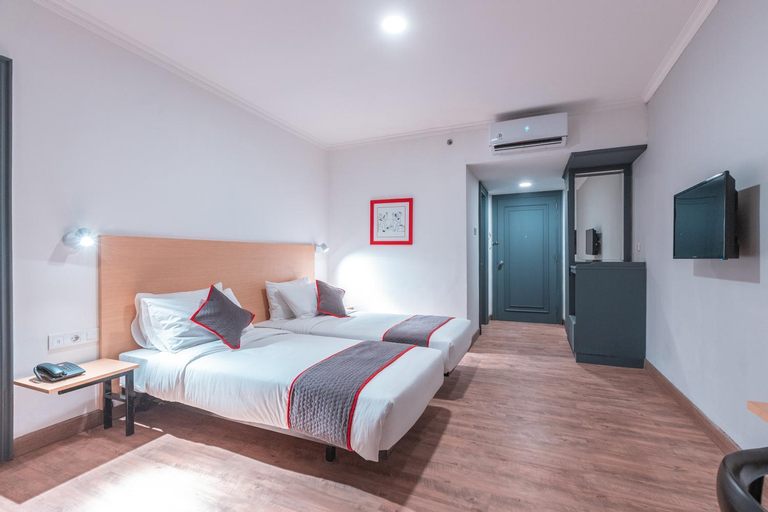 Bedroom 13