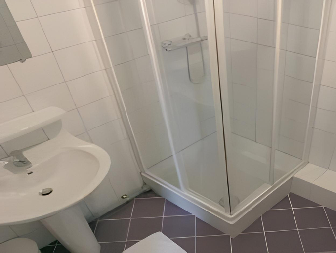 Bathroom 3, Au Lion D Or, Haut-Rhin