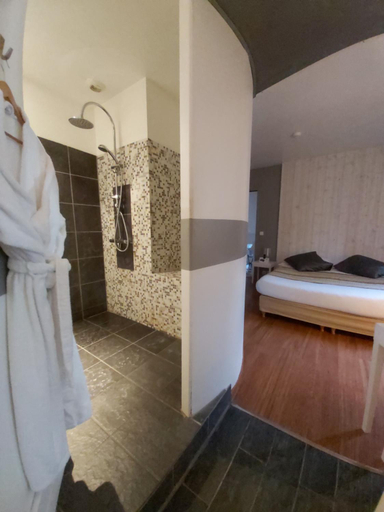 Bedroom 3, Logis Au Canard Gourmand, Gers