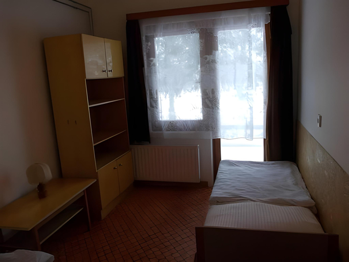 Bedroom 2, Puszta Hotel, Karcag