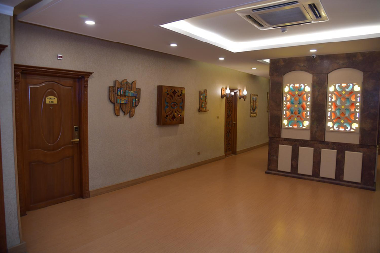 Others 5, Parezh Hotel, Sulaymaniya