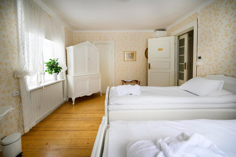 Bedroom 2, Olme Prastgard Gastgiveri, Kristinehamn