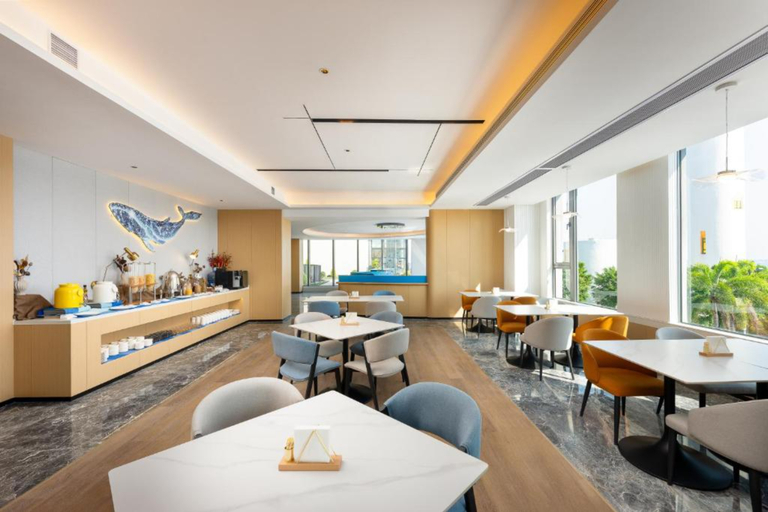 Food & Drinks 3, Holiday Inn Express ZHANJIANG COAST by IHG