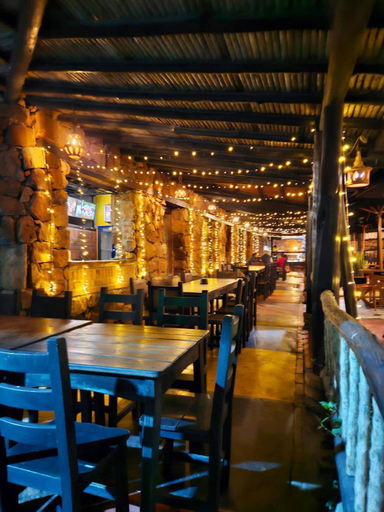 Food & Drinks